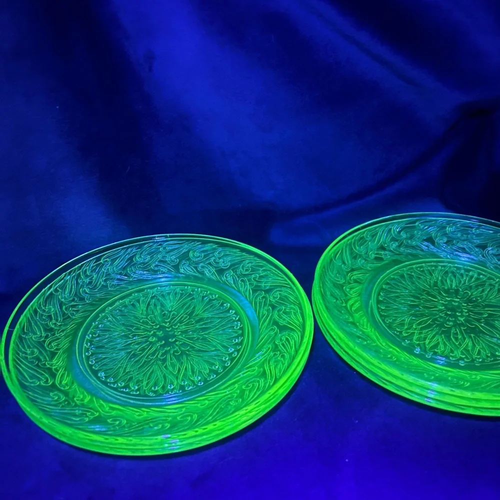 Vintage Uranium Vaseline Depression Green Glass Scrolled Plates-Set of 6